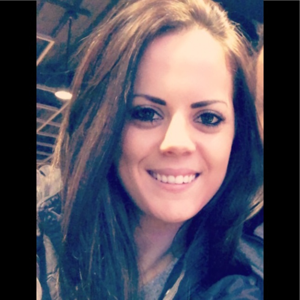 Meet your Posher, Kayla